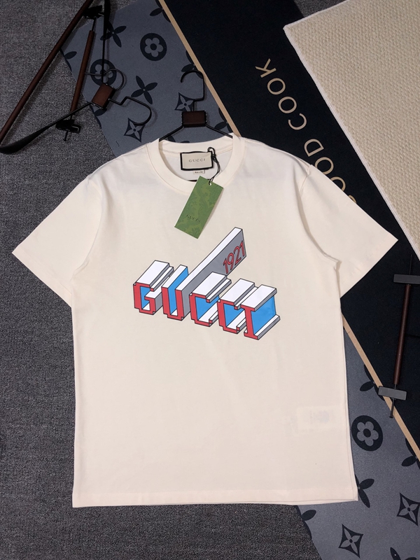 ブランドTシャツ正面デザイン